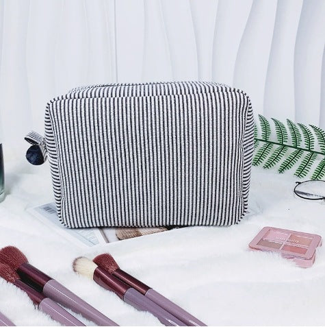 Personalized Seersucker Makeup Bag: Embroidered Cosmetic Travel Bag