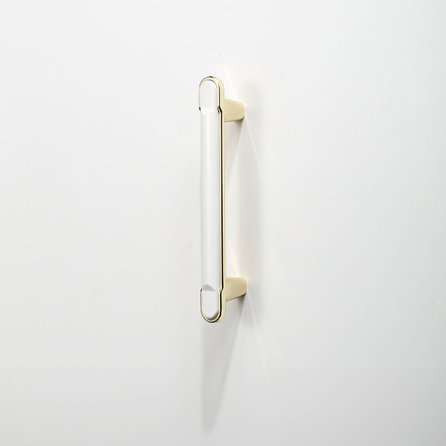 kitchen hardware