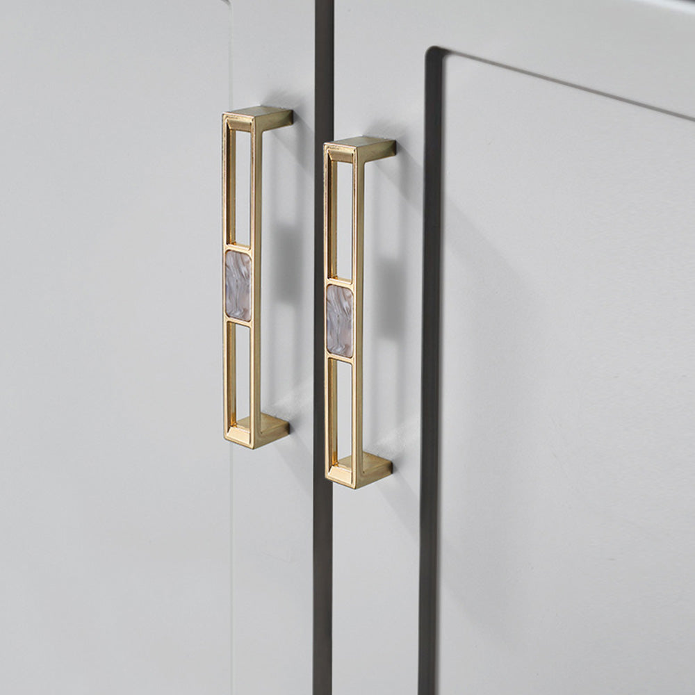 knobs and pulls