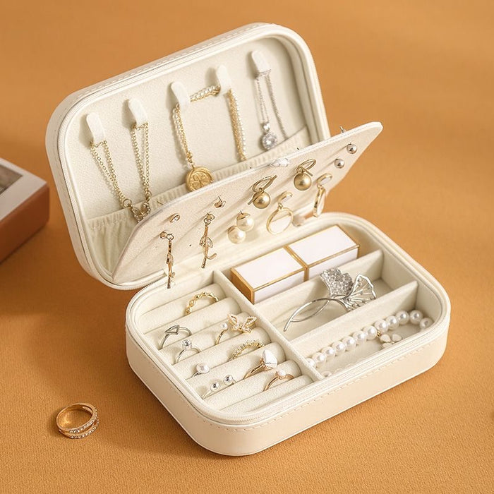 Personalized  Birthflower Jewelry Box, Engraved Leather Travel Jewelry Case for Women,Custom Jewelry Box for Mom,Birthday Gift for Her,Bridesmaid Proposal Gift