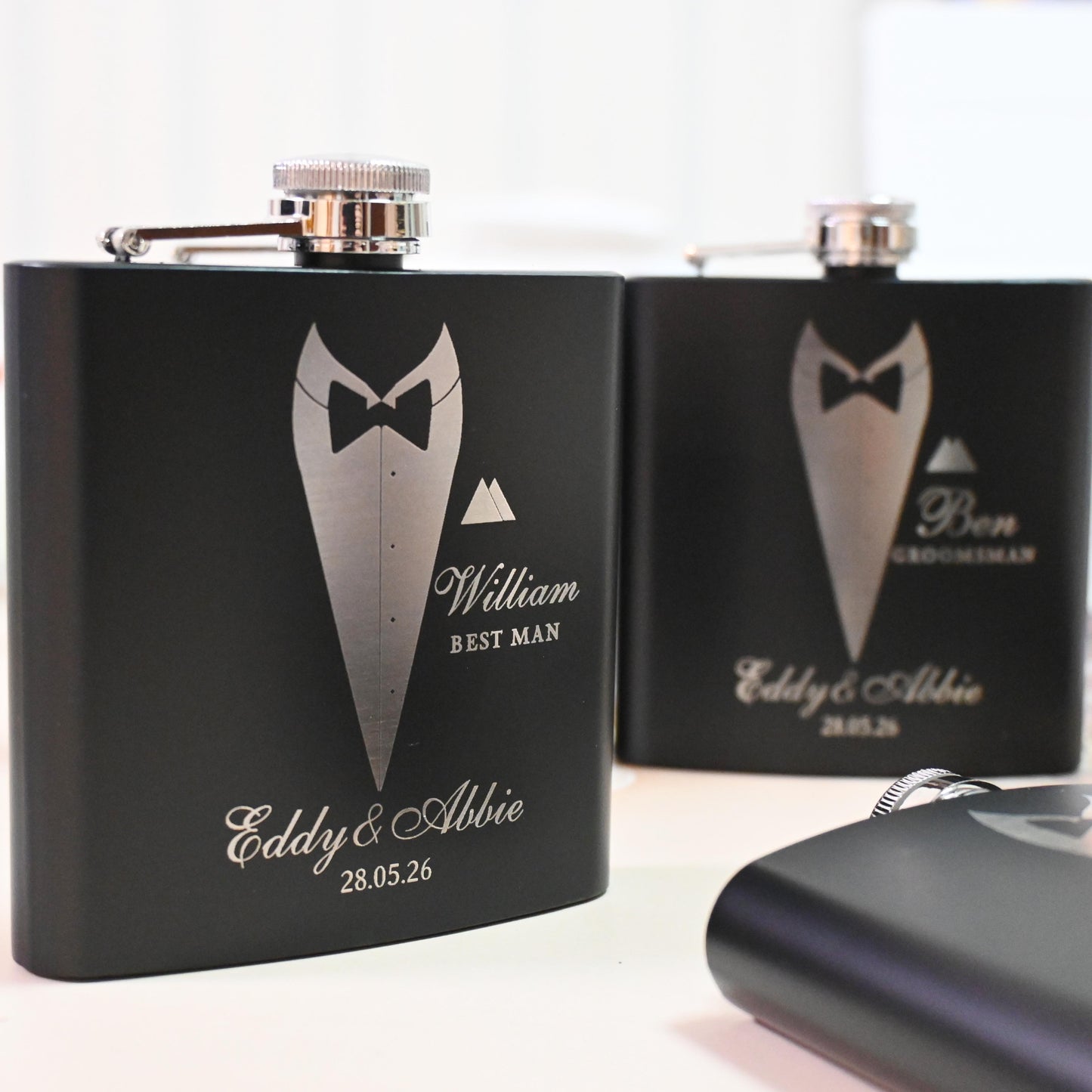 Personalized Flask Gift for Men, Groomsmen Gifts, Best Man Gift, Dad Gifts, Boyfriend Gift, Wedding Gift for Groomsman, Bachelor Party Gifts