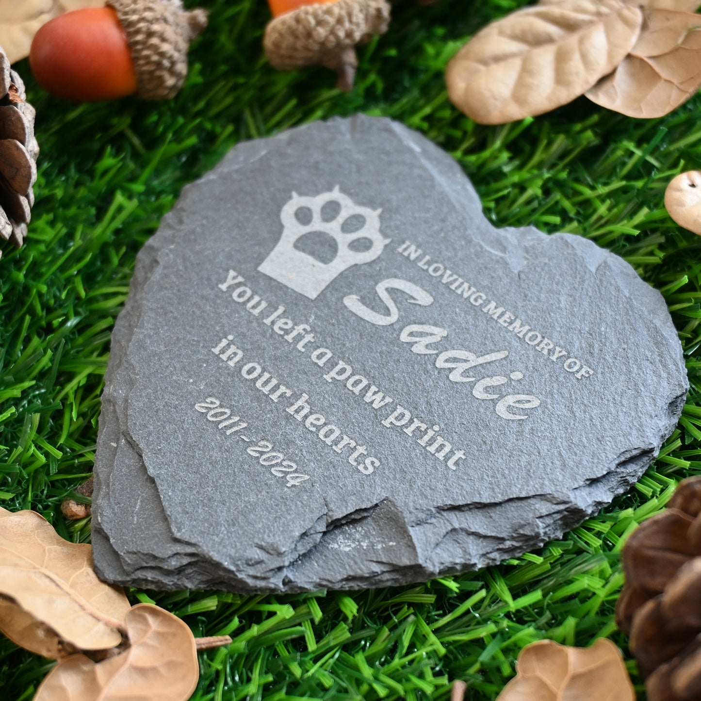 Custom Cat Memorial Garden Stone, Personalized Cat Headstone with Paw Print, Remembrance Gift, in Loving Memory of Pet Memorial Gift