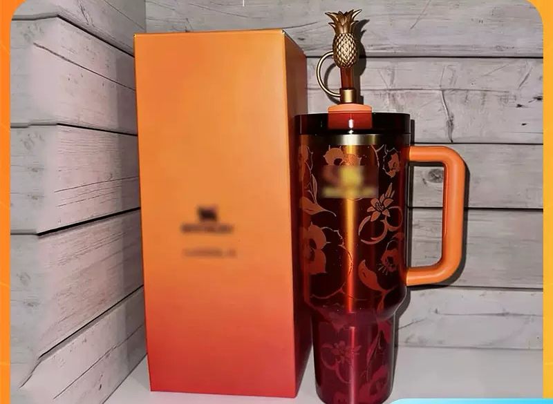 Karol G  40oz Tumbler