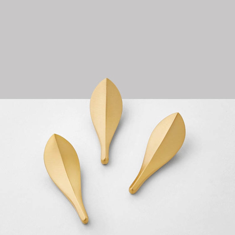 Leaves Brass knobs and Pulls
