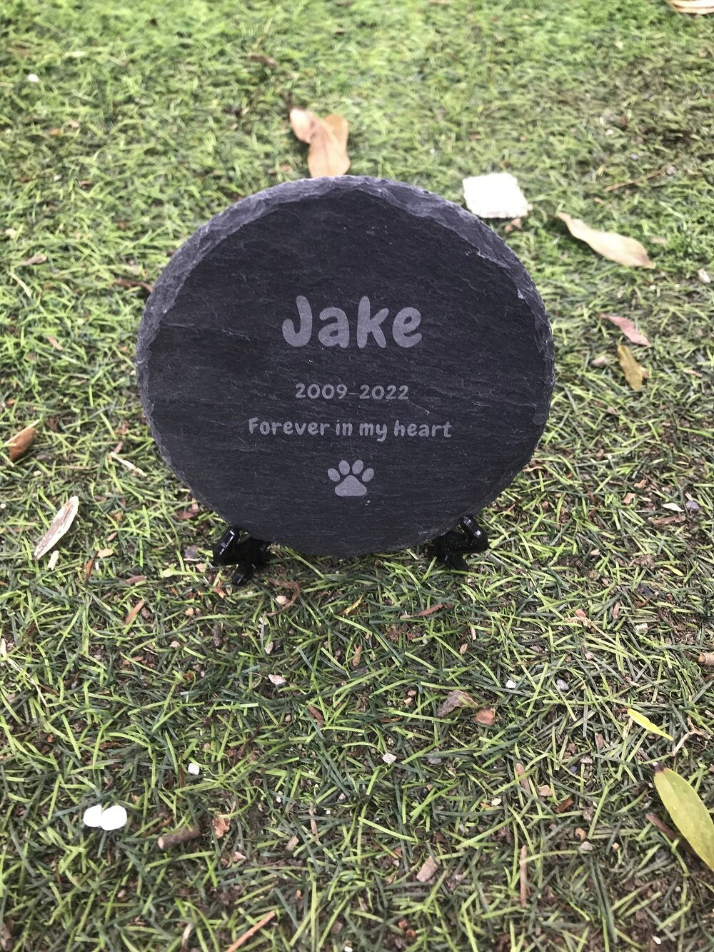 Engraved Round Rock with Pets Name, Pet Loss Gift