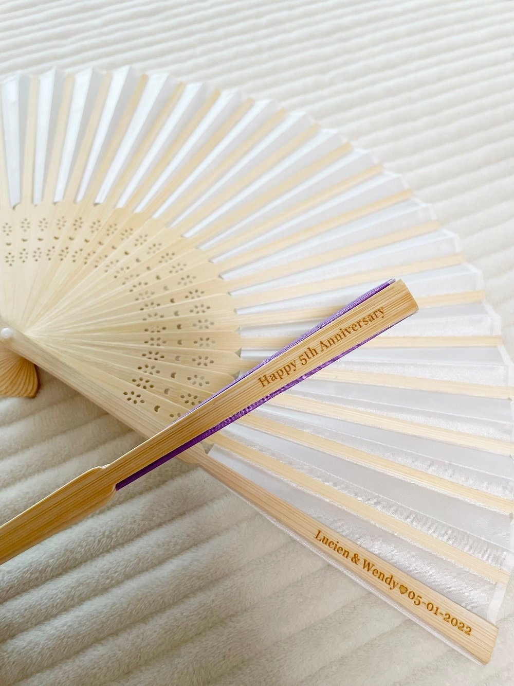 Laser Engraved Personalized Silk Wedding Fans, Wedding Bridal Party Favors Special Event Fans