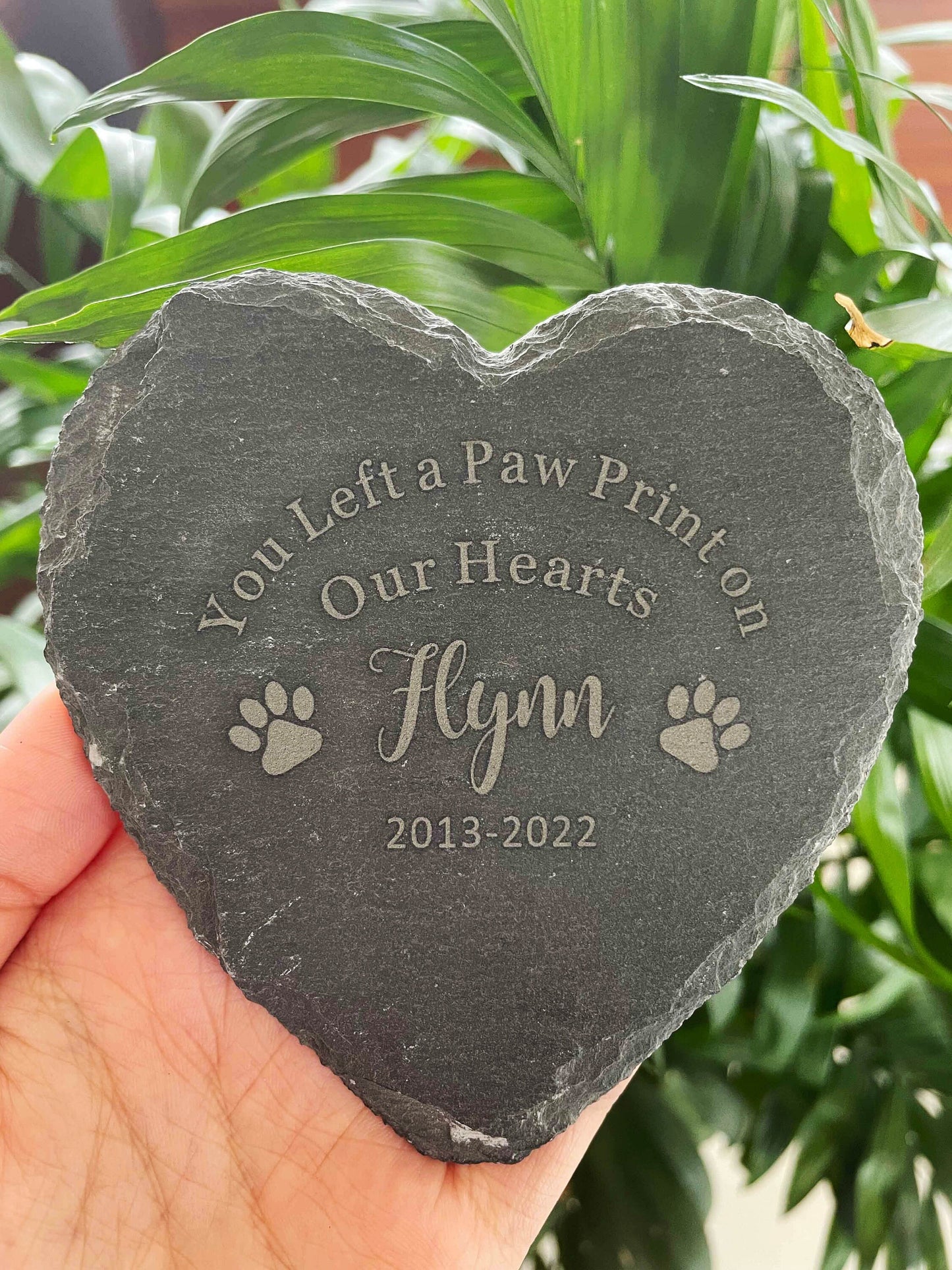 Pet Memorial Stone, 4" 6" Heart Shape Dog Cat Memorial Plaque